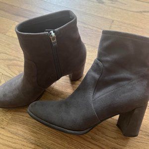 Marc Fisher Boots, size 6, gray